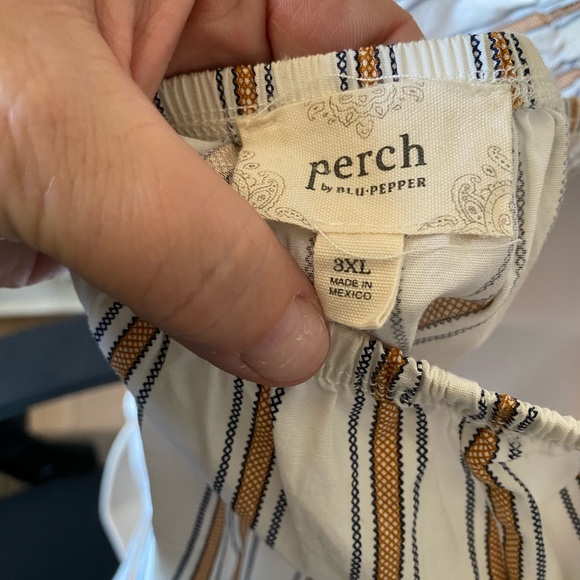 Plus Size Top - Picture 5 of 5